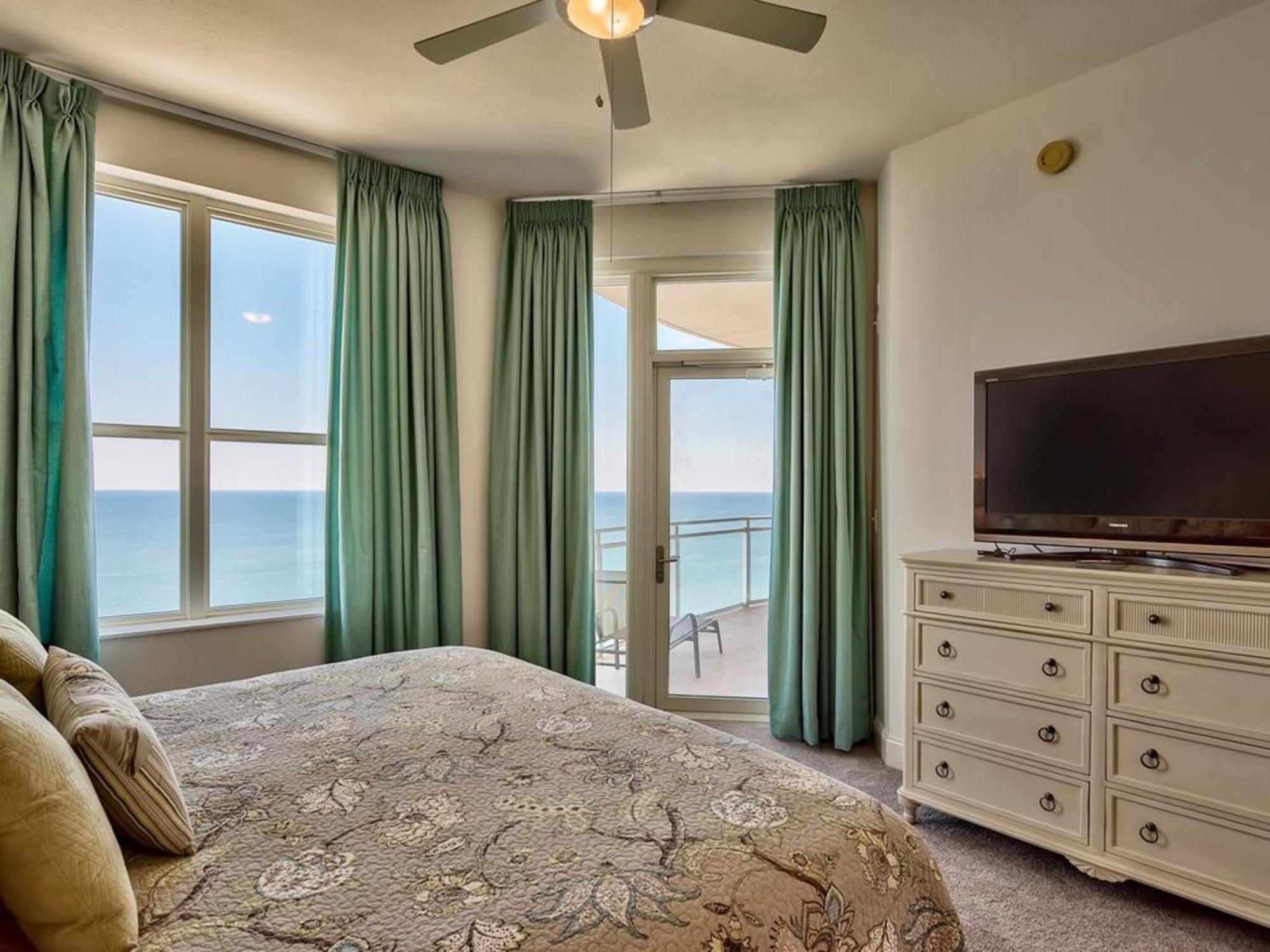 Aqua Resort Panama City Beach Rum bild